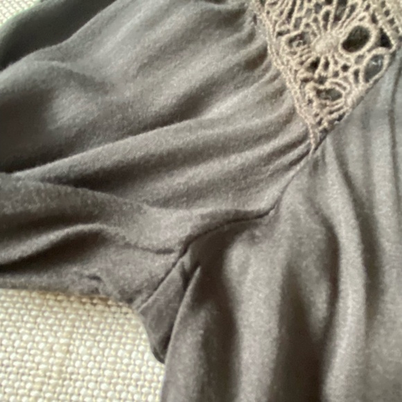 XCVI Dk. Green Floral Embroidery Oversized Fit Boho Tunic Top- Sz-S - Picture 9 of 16